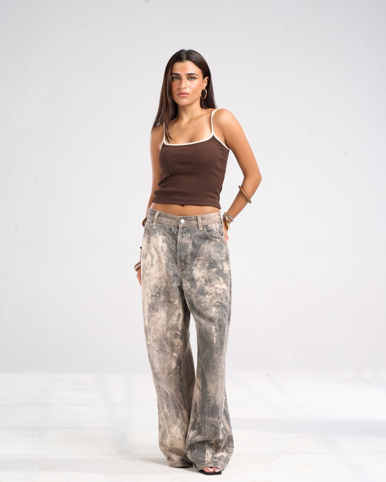 brown tank top